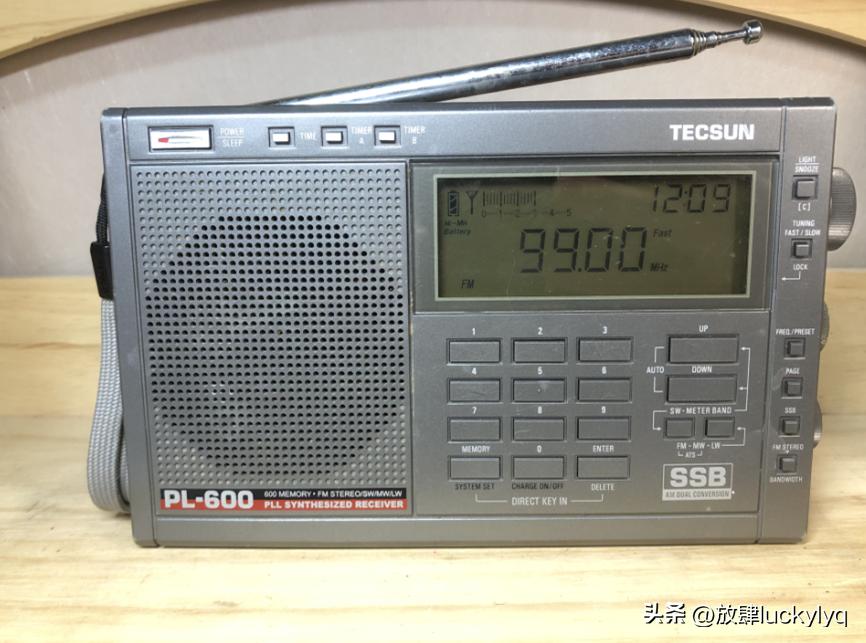 德生pl-600收音机使用教程,拆解德生r9710收音机