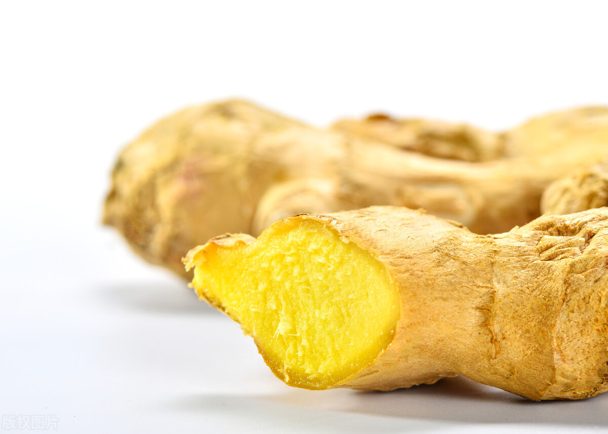 生姜、牙膏能淡斑吗?提醒:真正能淡化老年斑的是这3种方法