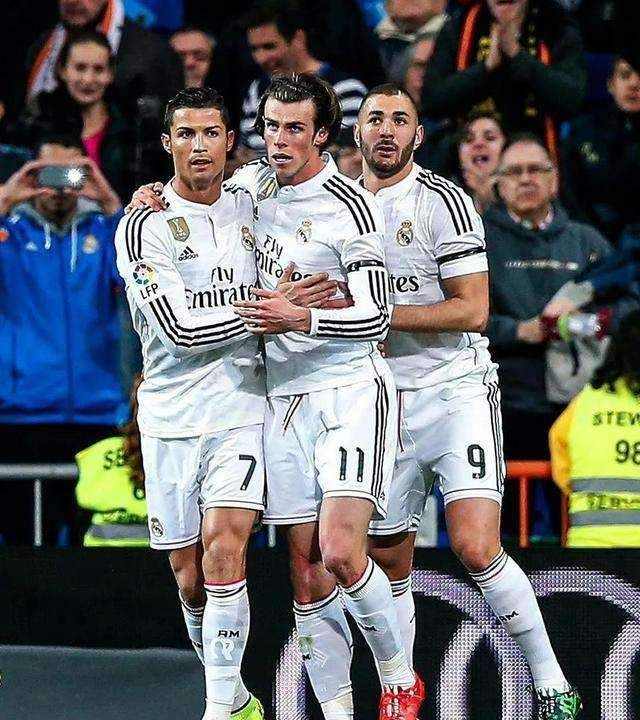 本泽马正式宣布离开皇马,本泽马确定离开皇马十四载