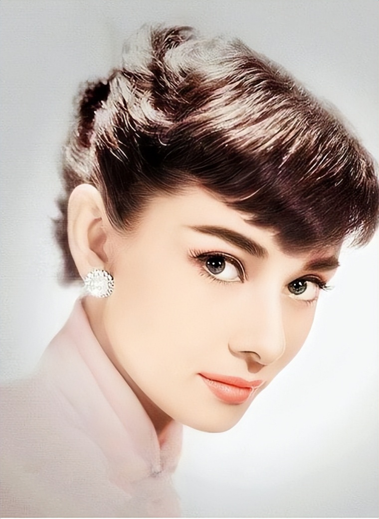 关于刘亦菲美国国籍她怎么回应,刘亦菲的国籍是中国还是美国