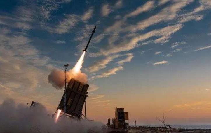 以色列铁穹拦截火箭弹有多少枚,火箭弹袭击以色列死了多少人