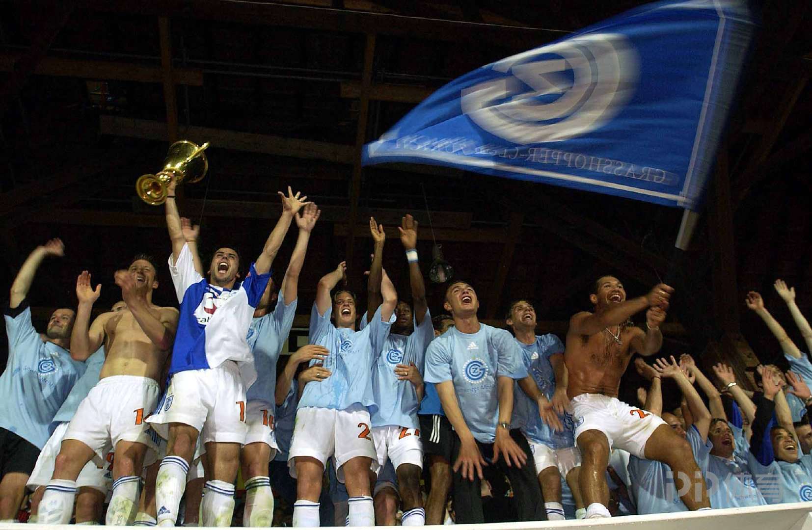 草蜢集结备战新赛季李磊归队,李磊加盟苏黎世草蜢