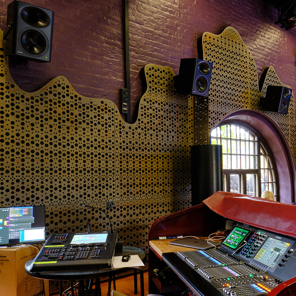 德国真力音响 (芬兰genelec音箱)