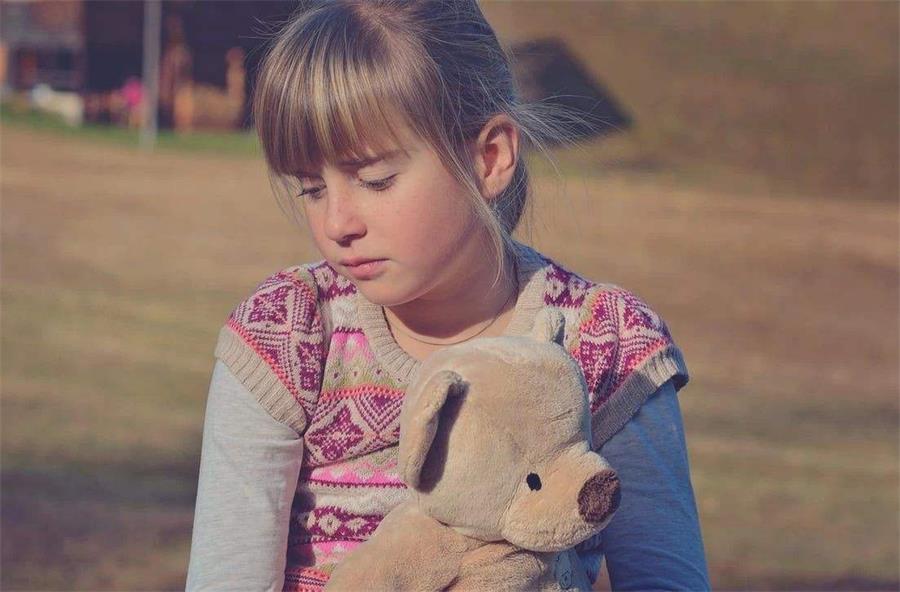 和孩子互换角色孩子不耐烦,孩子角色互换变大人