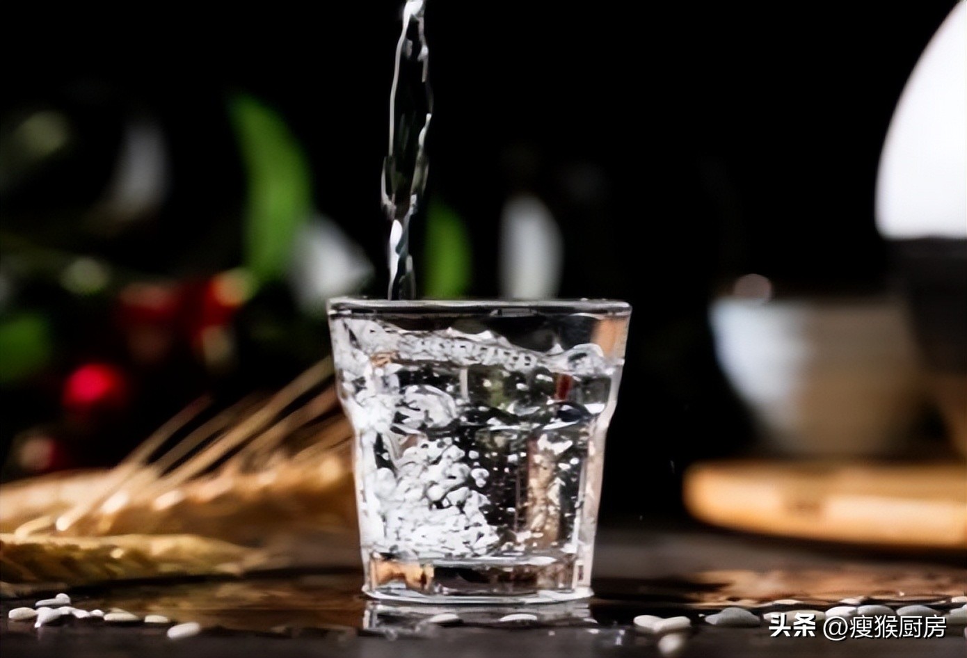 旅游季来袭,韩国游客来中国疯狂购物