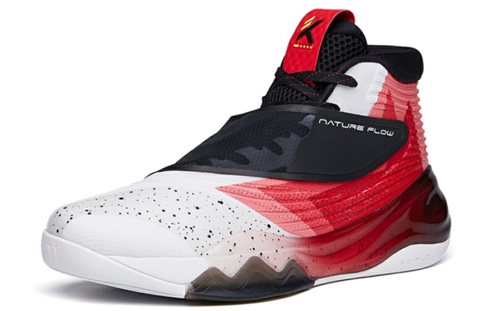 安踏多款老爹鞋曝光！满眼都是巴黎世家、新百伦的影子？