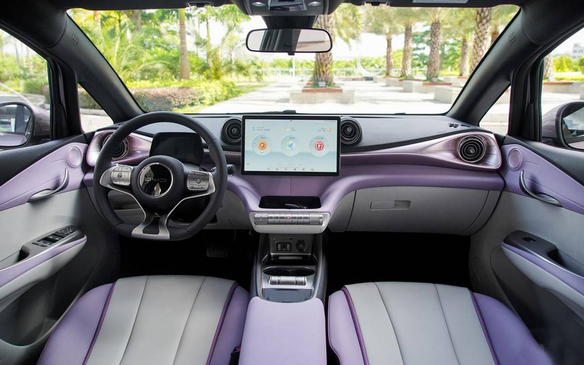 家用车省油的有几款车型推荐一下,什么车省油又便宜外观适合年轻人