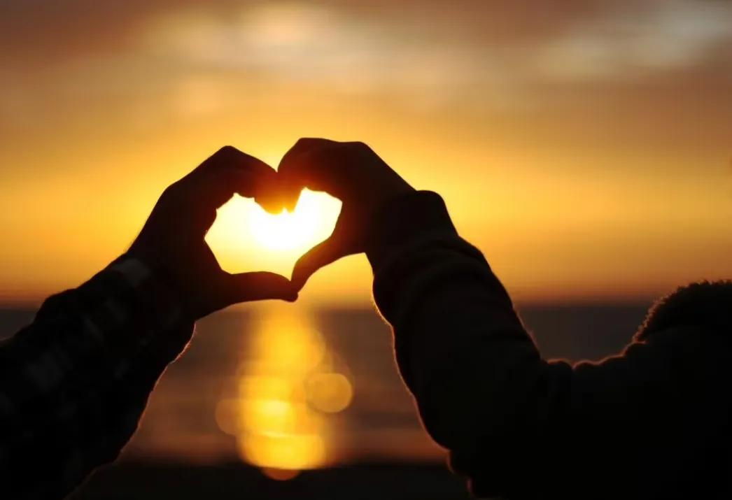 关于爱情的浪漫诗句,诗经关于爱情的诗句