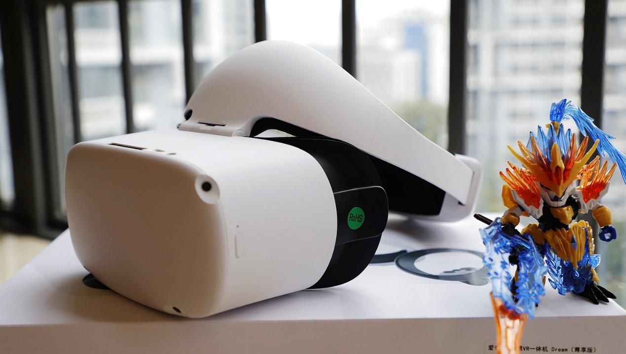 戴眼镜也能玩的vr眼镜,戴眼镜可以玩vr吗