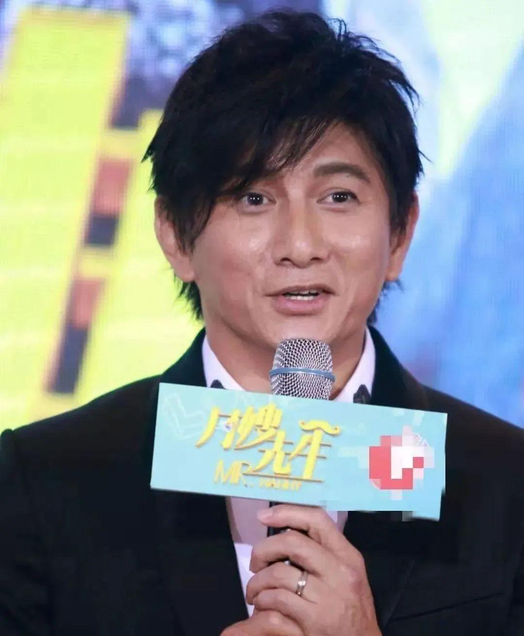 盘点娱乐圈中的中年男星,娱乐圈40岁以上男星大比拼