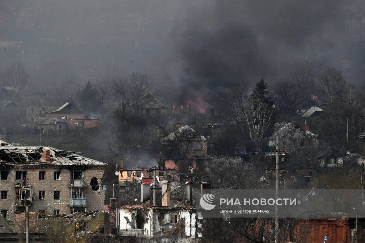 俄军缴获乌军第一辆豹2坦克,俄军俘获豹二坦克