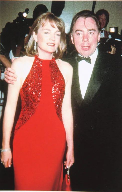 为什么理发师叫tony托尼,为什么称发型师为tony老师