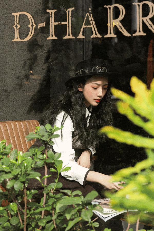 极睿易尚货签约「迪哈利」服饰，助力品牌实现商品内容数字化管理