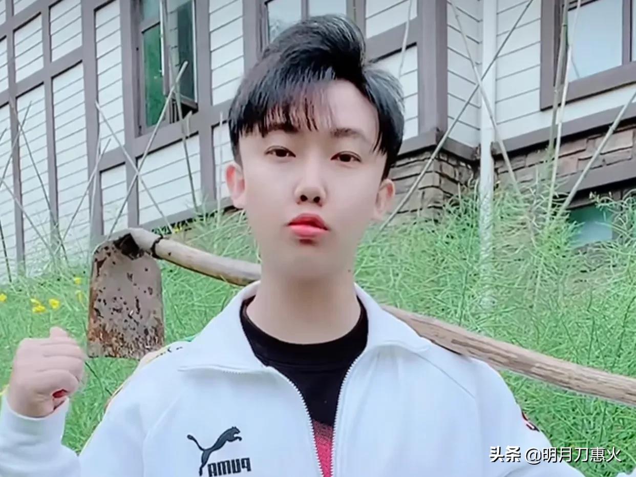 盘点被产品“打败”的网红，最后一位牛逼，并且直言自己是英雄