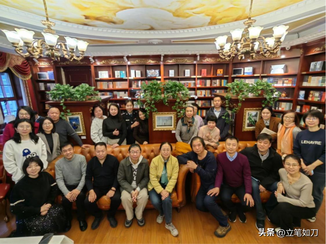 鍗堝悗鏂囧鏃跺厜,鍗堝悗鏂囧