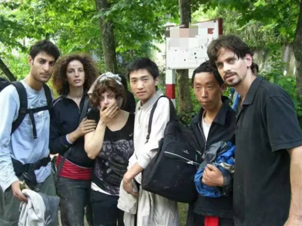 汶川地震中国男孩救以色列女孩,汶川地震以色列姑娘如今见到恩人