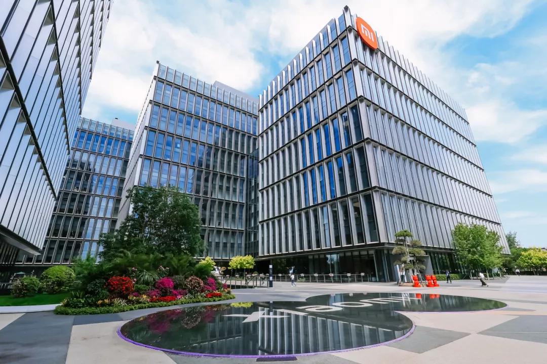 小米q3逆势增长,小米新财报手机承压转型求生