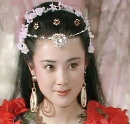 因吸毒入狱的“最美妲己”，她的故事远比你想象的更毁三观