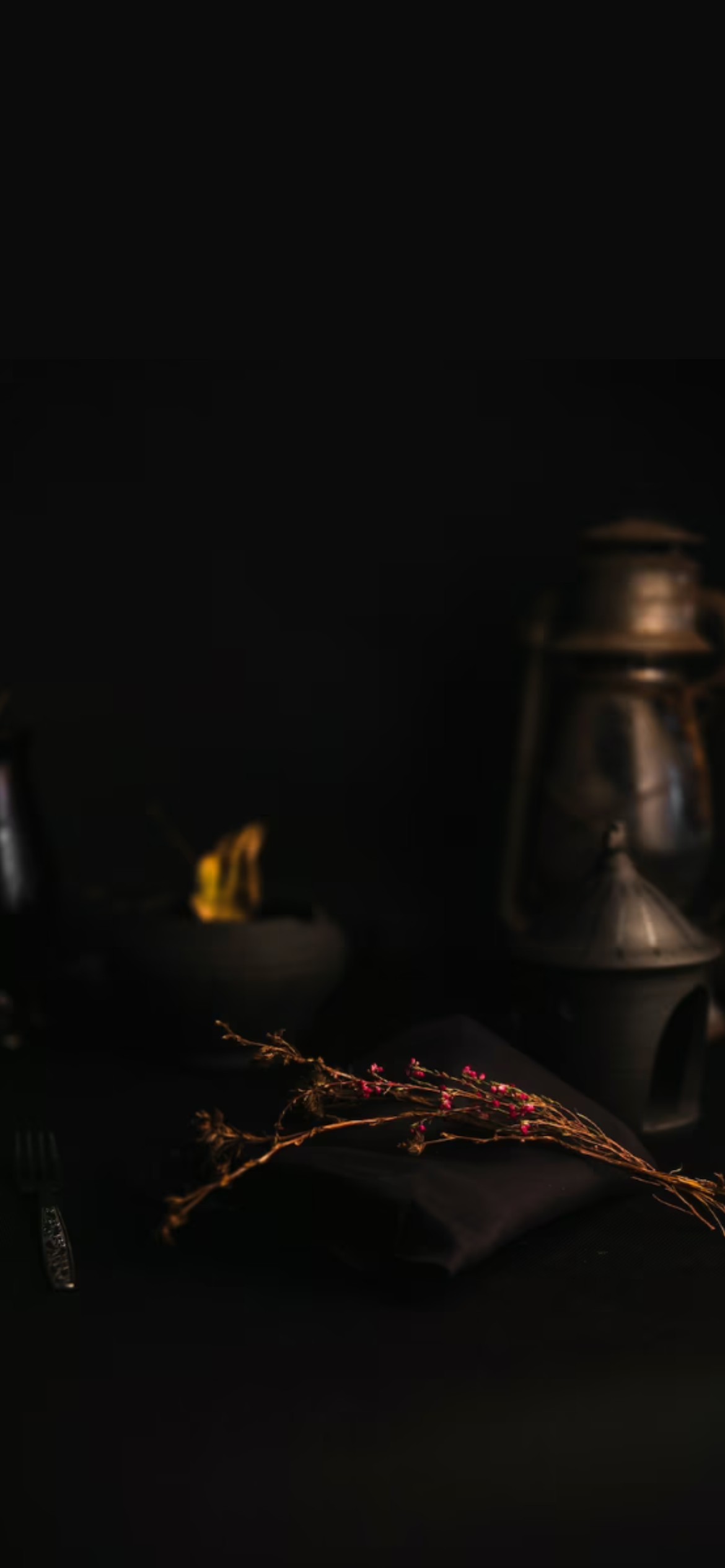 好看的黑色系手机壁纸,ins风壁纸女高冷黑色系