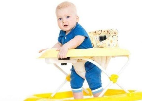 给新生儿绑腿科学吗,宝宝晚上绑腿睡觉能矫正腿型吗