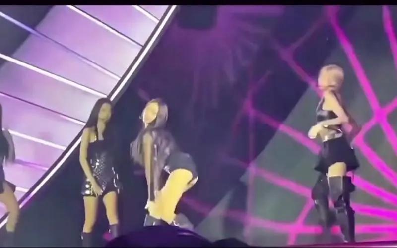 lisa疯马表演秀粉丝翻跳,lisa疯马秀跳的节目曝光现场