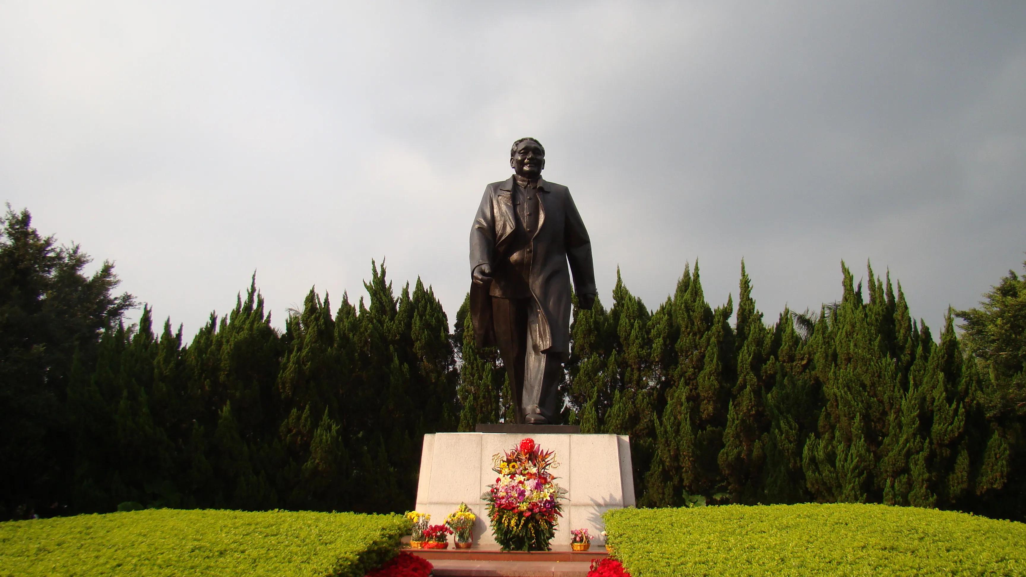 从草根打工仔逆袭成年薪千万,19岁辍学少年如何月入百万暴富