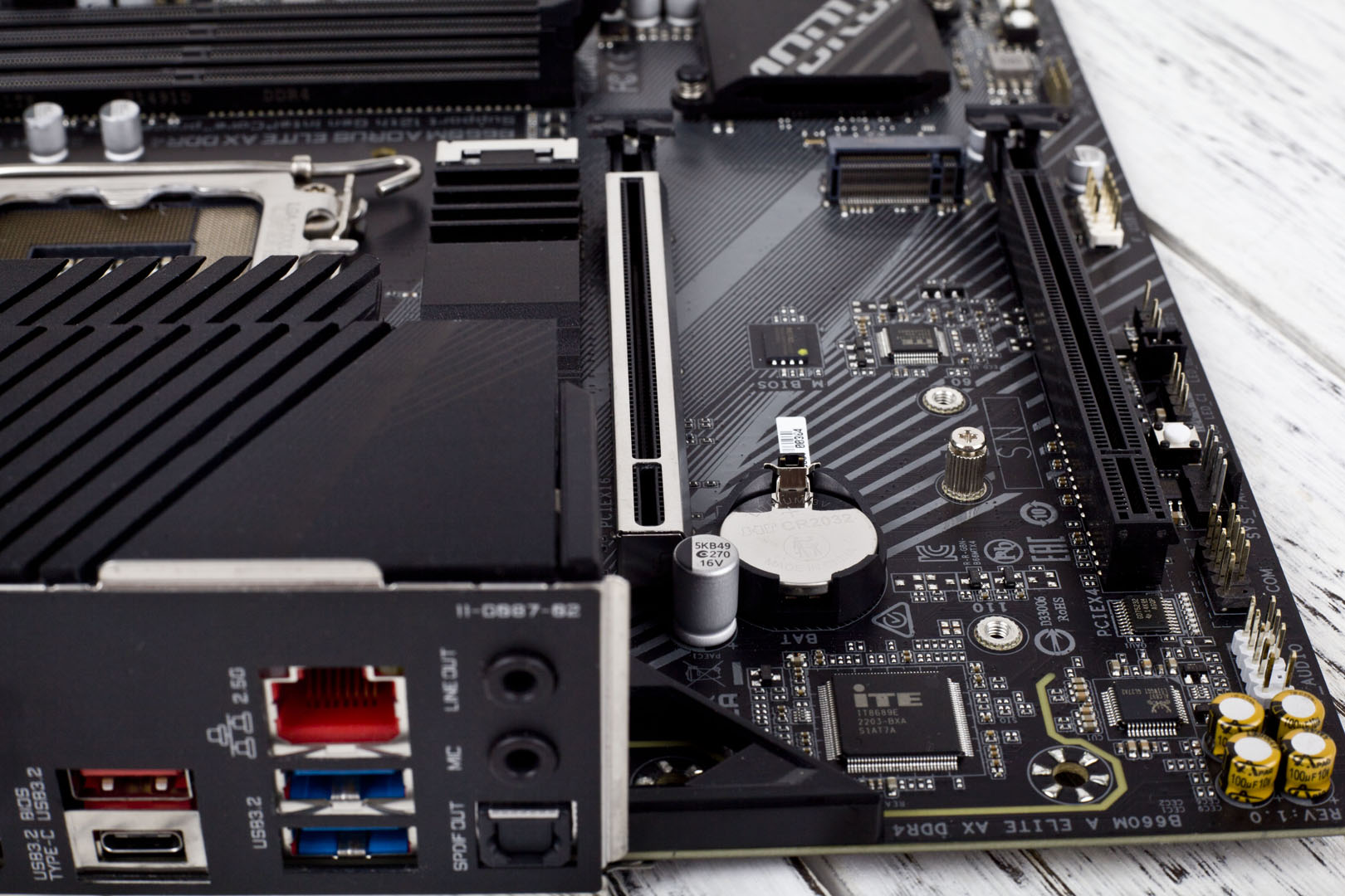 完美匹配13代酷睿,“堆料王”技嘉小雕B660MAORUSELITEAX体验