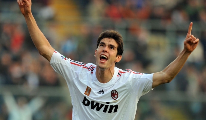 c罗实力能和梅西比吗,强大的梅西和c罗