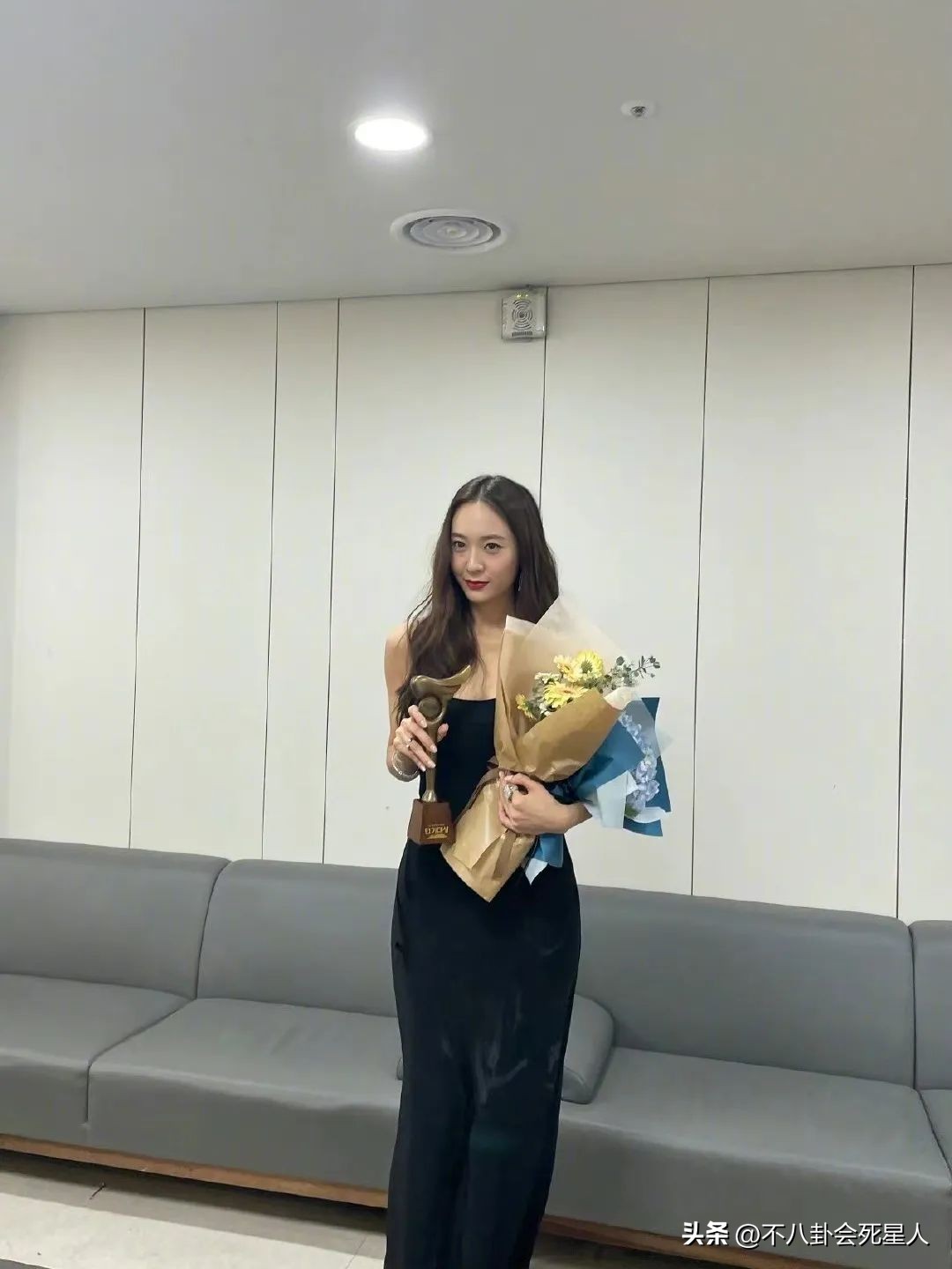 中国美人VS韩国女神，杨颖秒杀郑秀妍，古力娜扎赢麻了