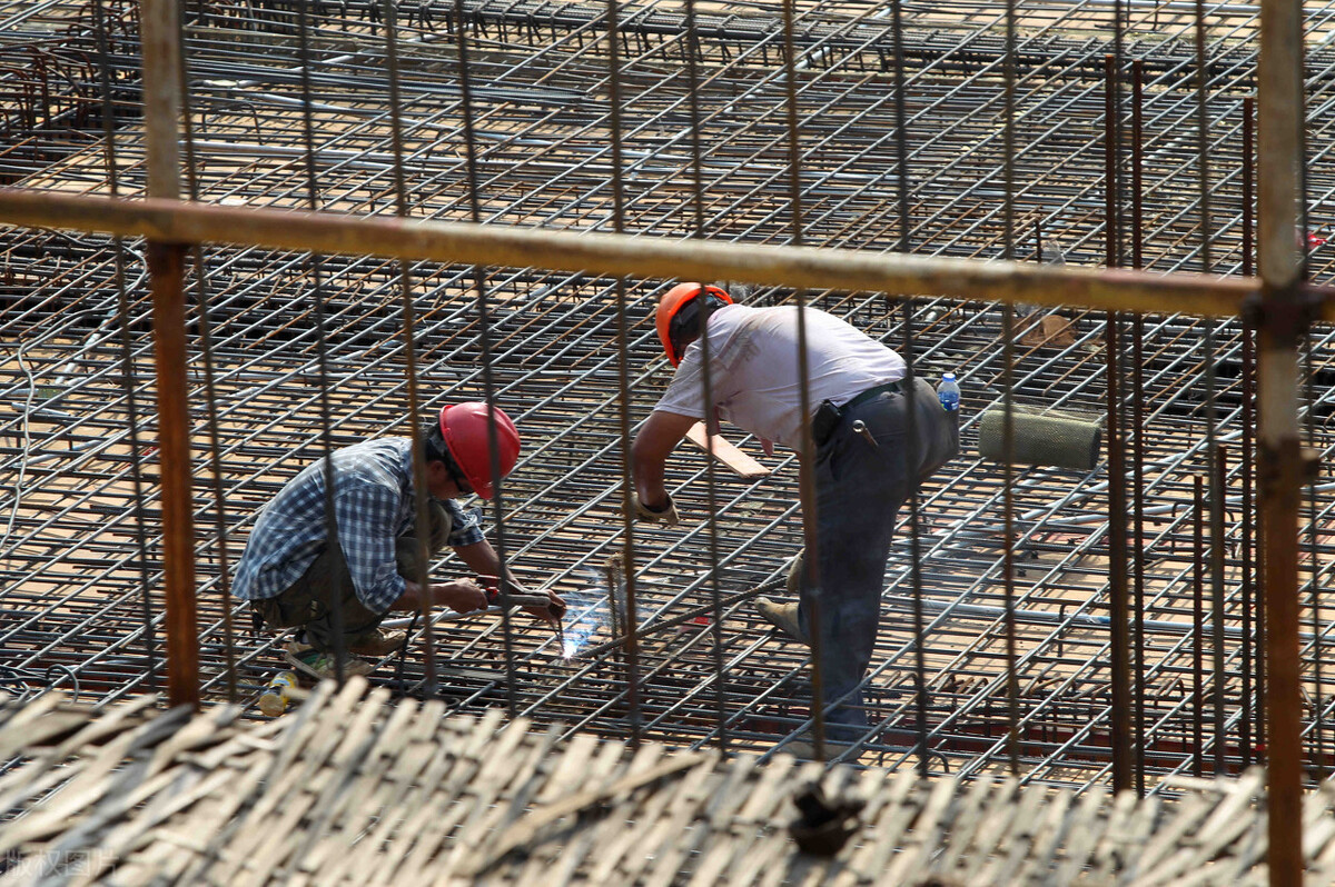 工地招小工3500包吃住,工地招小工350包吃住17岁可以做吗