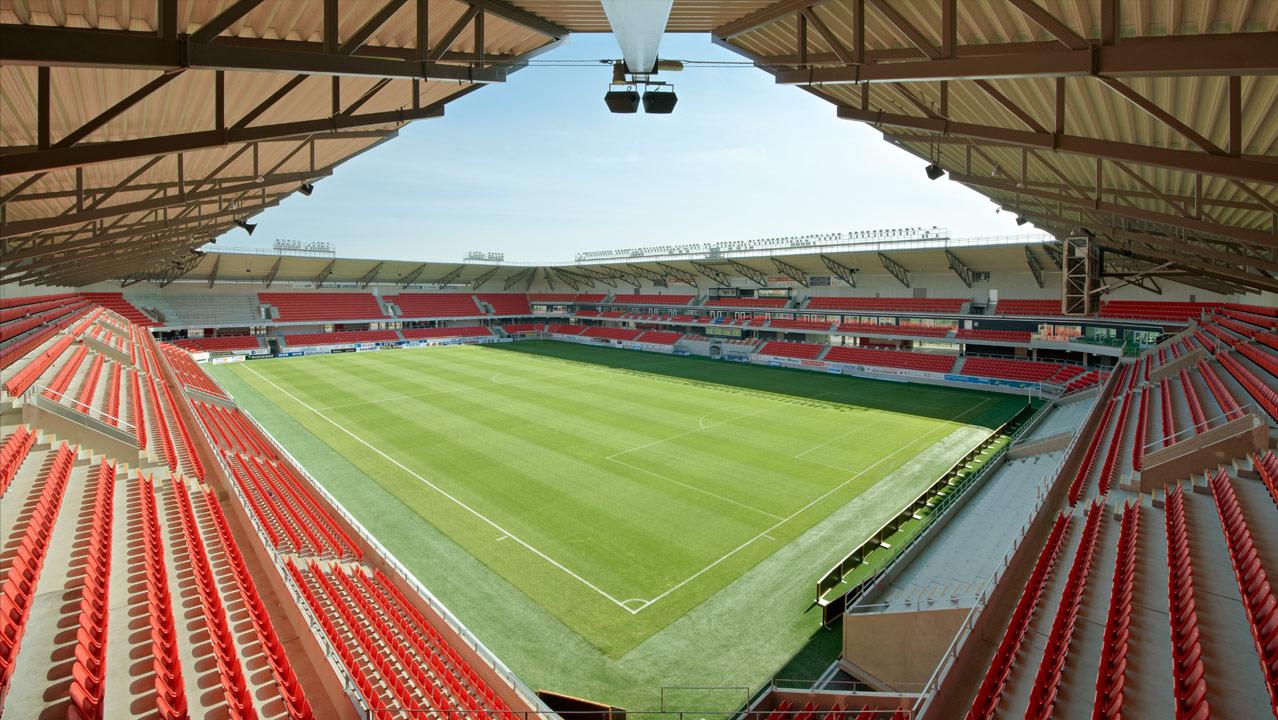 欧洲五大联赛专业足球场,欧洲杯十大球场巡礼