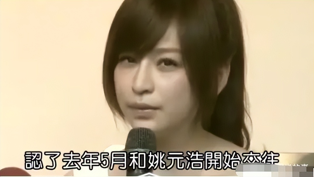 伍佰神级演唱会大合集,伍佰为什么被称为摇滚皇帝