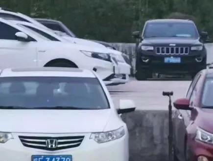 直播卖二手车几万一辆什么套路,二手车直播卖车3-5折