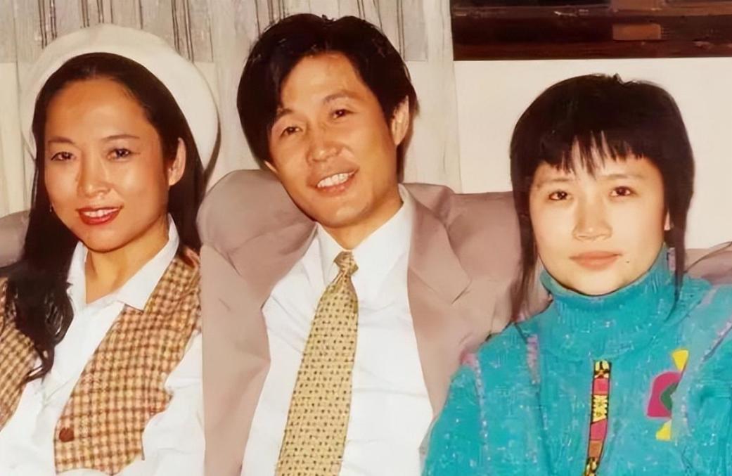 歌手李娜出家现状,歌手李娜为何在巅峰时期出家