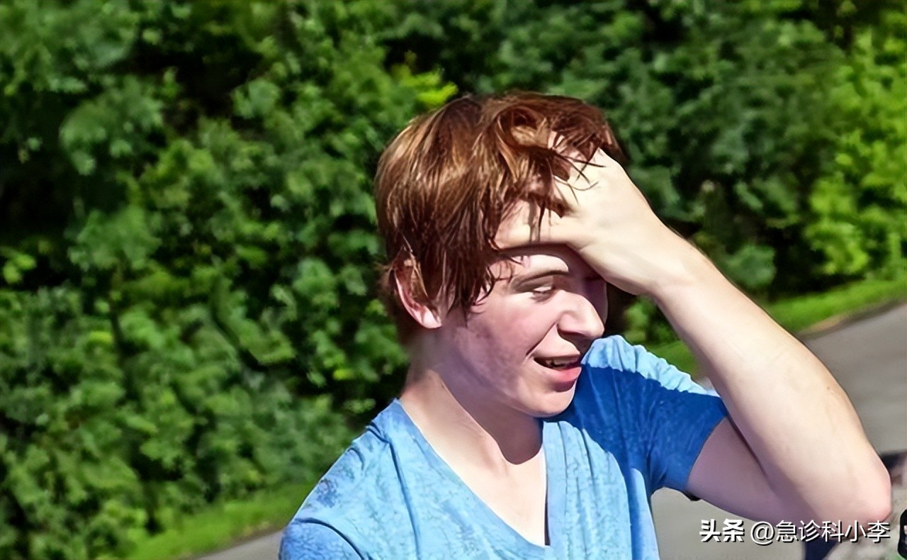 为什么有的人动不动就出汗,为什么人动不动就流汗