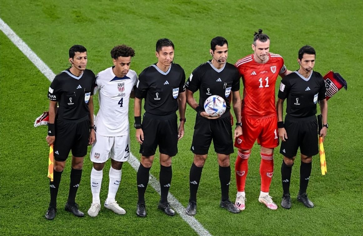 国足蛀虫李铁：罪行不止敛财上亿，戴罪立功曝光足坛背后*b大**oss