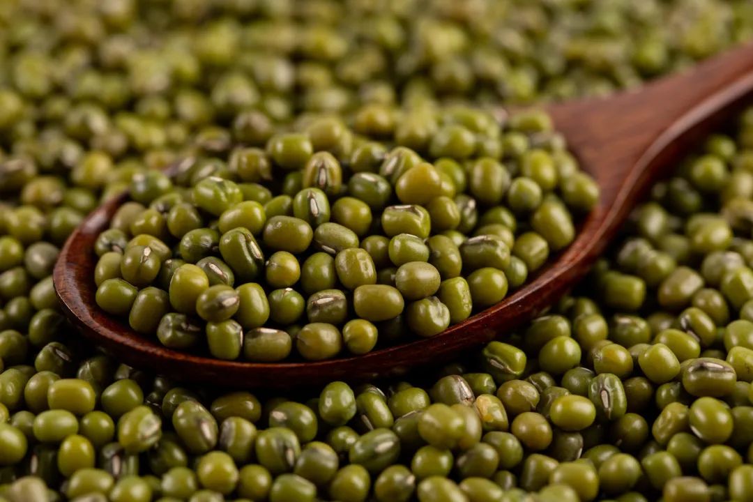 绿豆汤是红色比绿色的好,绿豆汤红色好还是绿色好