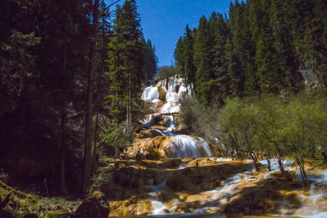 阿坝州十三个县哪个县最大,阿坝州十三个县城全景