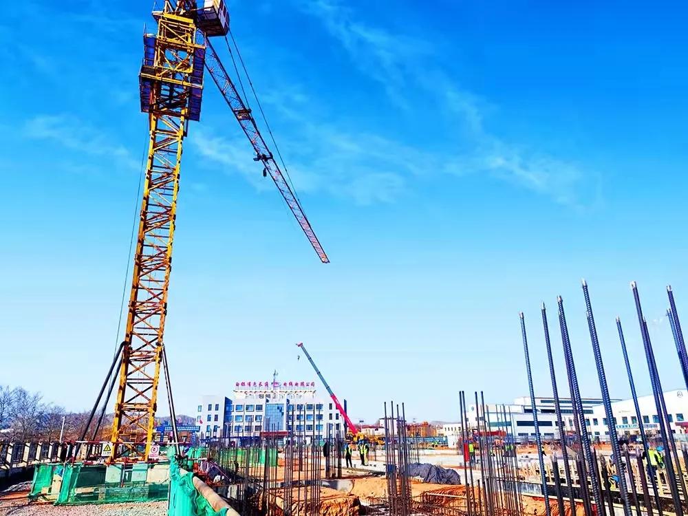 两手抓两不误推动企业复工复产,两手抓两手硬两不误