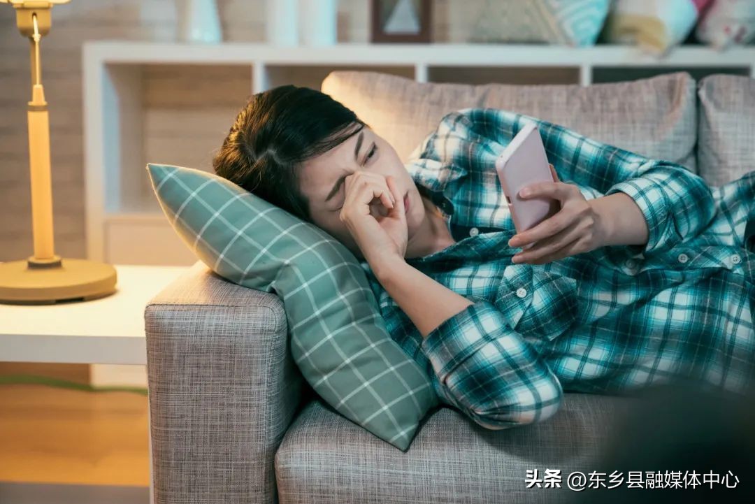 出现口腔溃疡牢记4个方法,口腔溃疡别慌张教你这三招解决