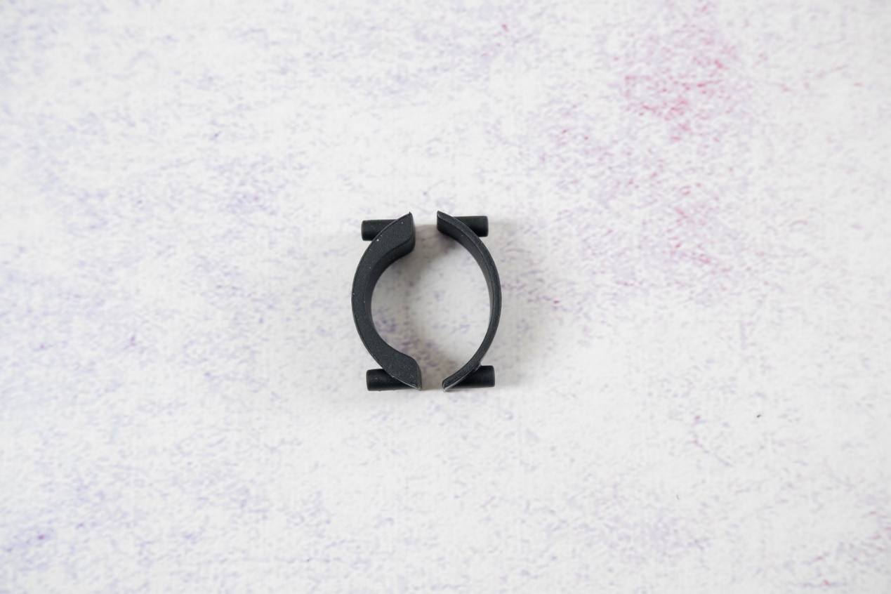 头盔有蓝牙耳机的效果,一款炫酷的智能头盔