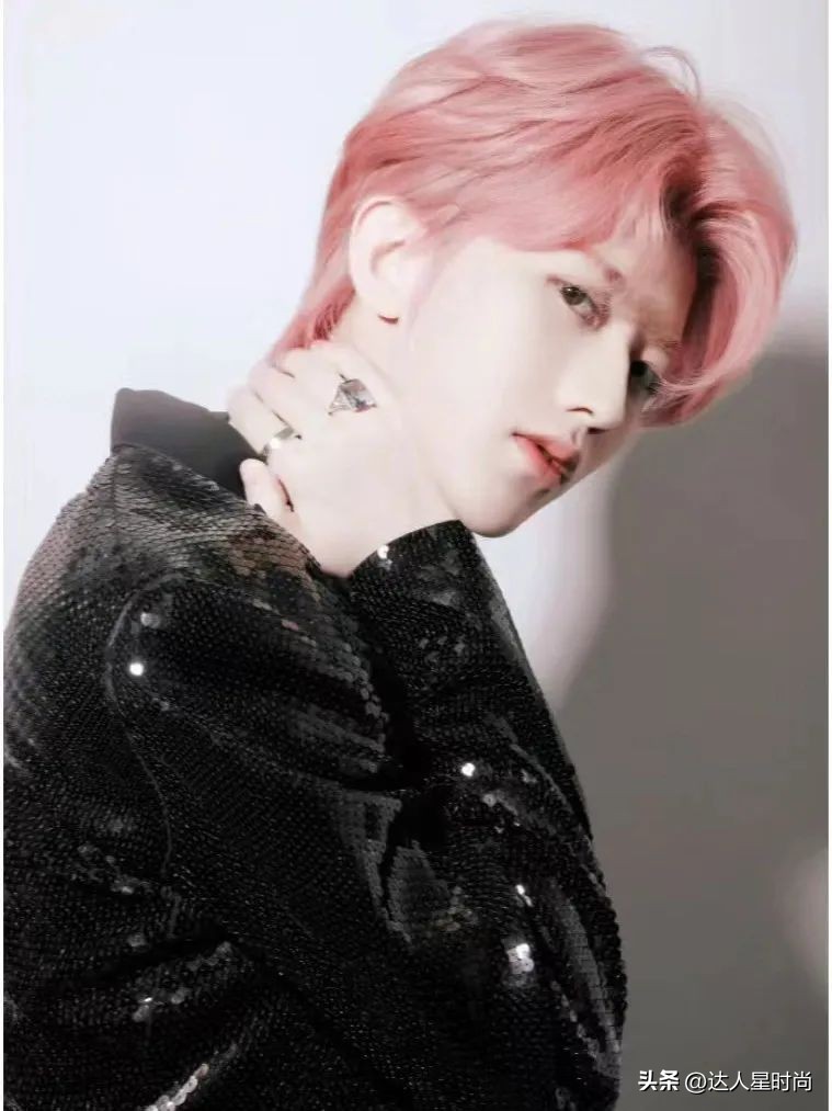 让王鹤棣、鹿晗、龚俊、王嘉尔、白敬亭告诉你：男生穿粉色有多帅