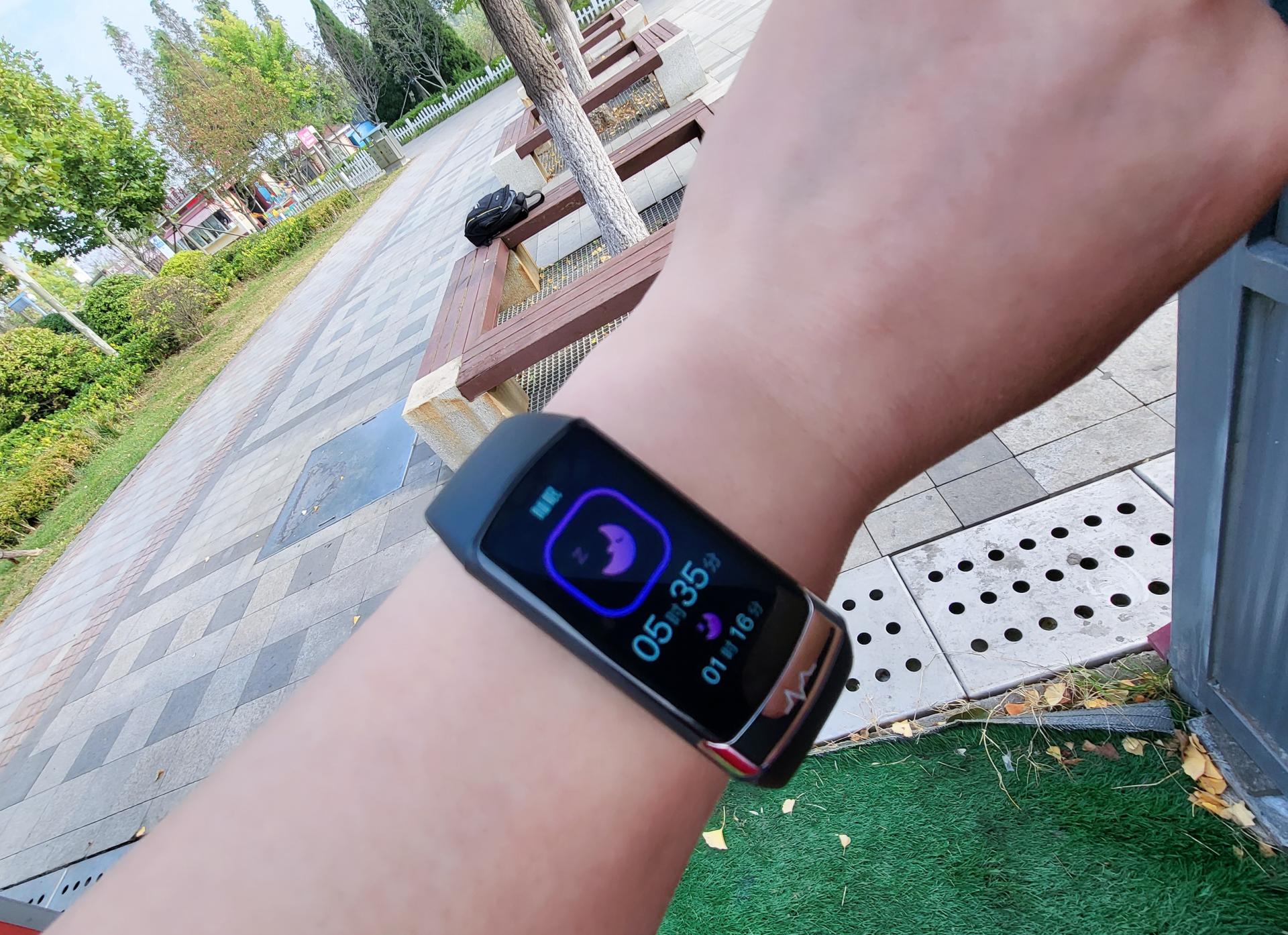 手环健康监测哪款比较好,dido智能手环f50s和r40s区别