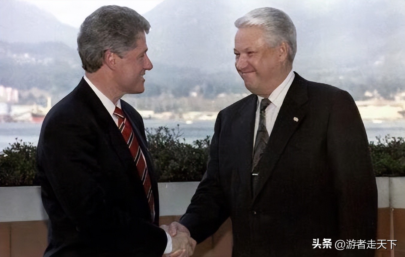 西方国家为什么针对俄罗斯,俄罗斯跟西方国家打起来会怎么样