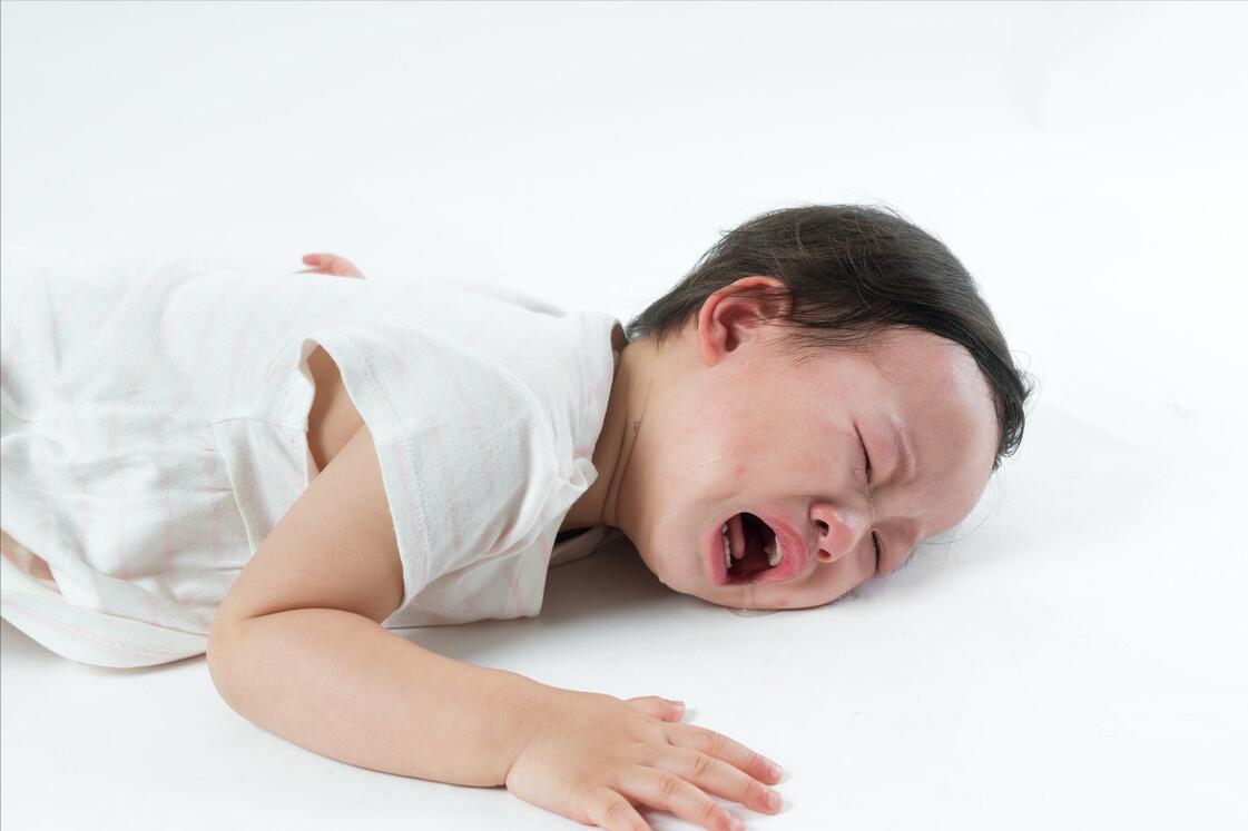 明明能够好好睡觉的宝宝，突然就睡不好了？可能是“并觉期”作怪