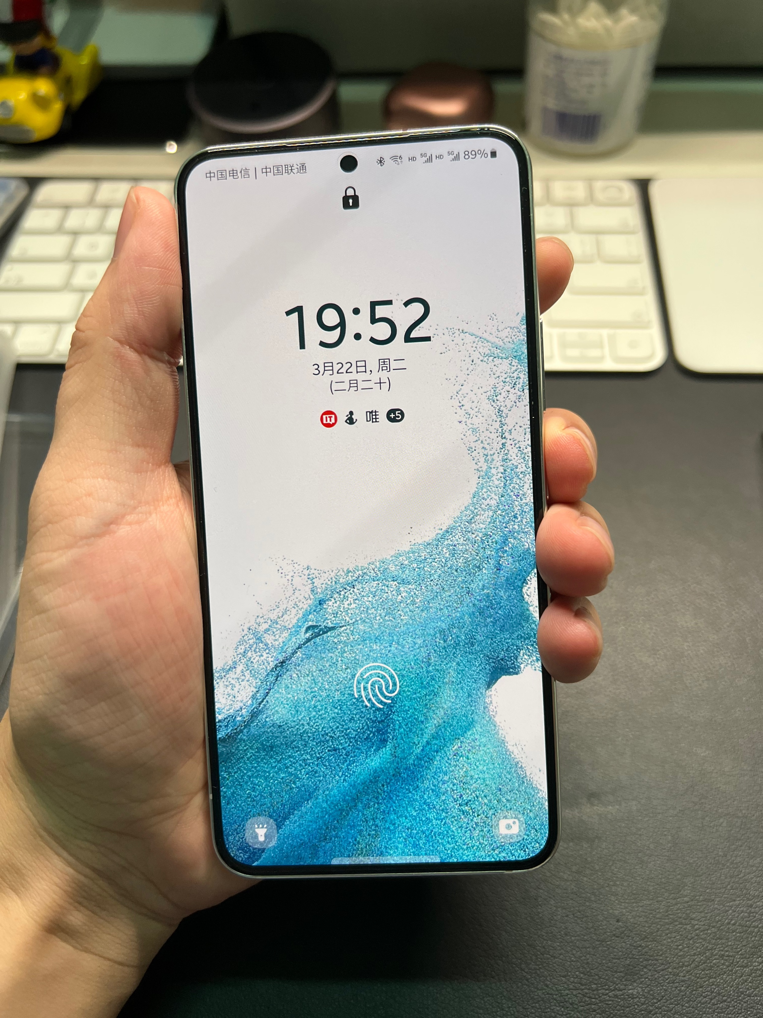 2000块的各代旗舰手机,2k屏还值得入手手机