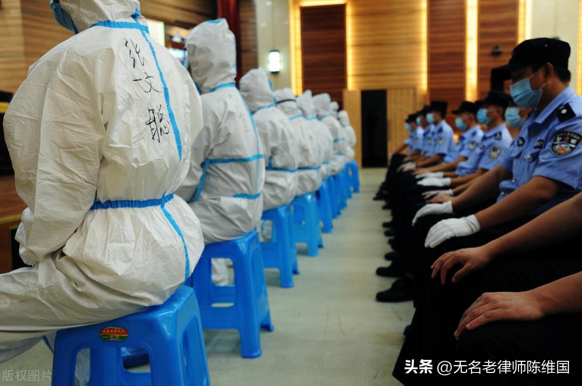 劳荣枝的刑事辩护成互怼模式