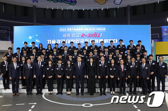 51岁韩国第一夫人,50岁韩国第一夫人靠美貌火了