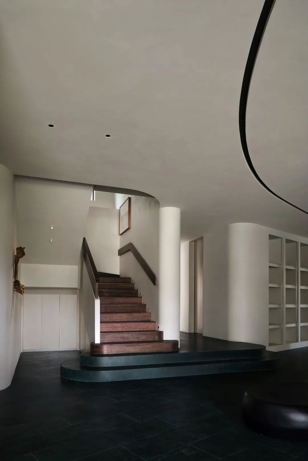 ACE DESIGN｜成都湖岸艺术别墅：逸享自在的湖岸艺术“家”