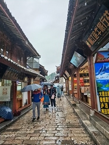 成都香格里拉十日游,昆明大理丽江香格里拉六日游报价